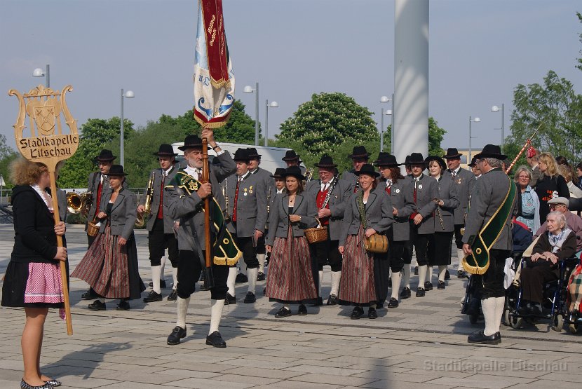 2011_04_28 Maibaumaufstellen in St. Poelten (22)